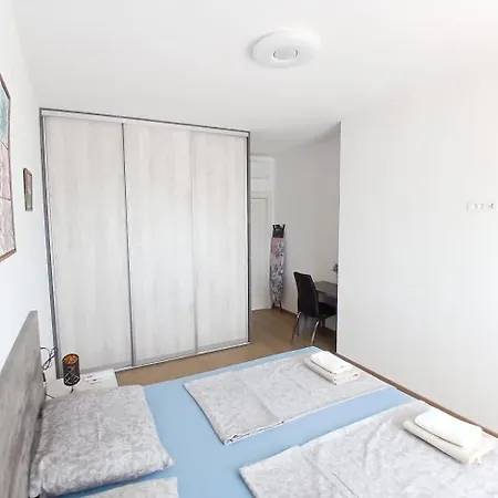 Apartament Omega *